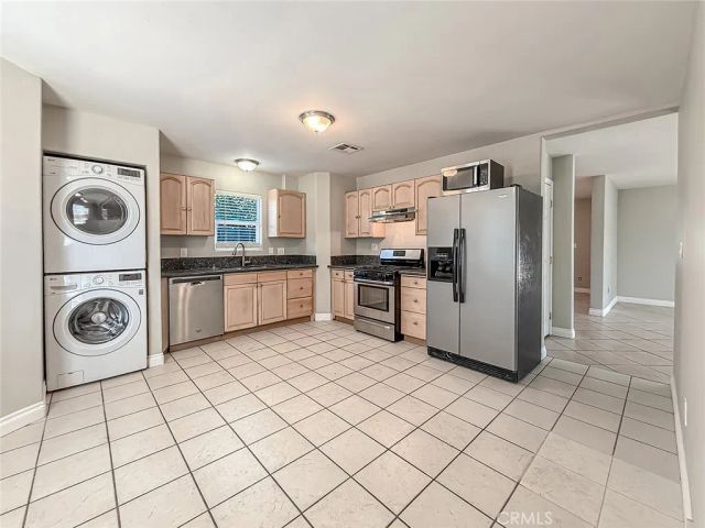 58 Charles Street, Moorpark, CA 93021