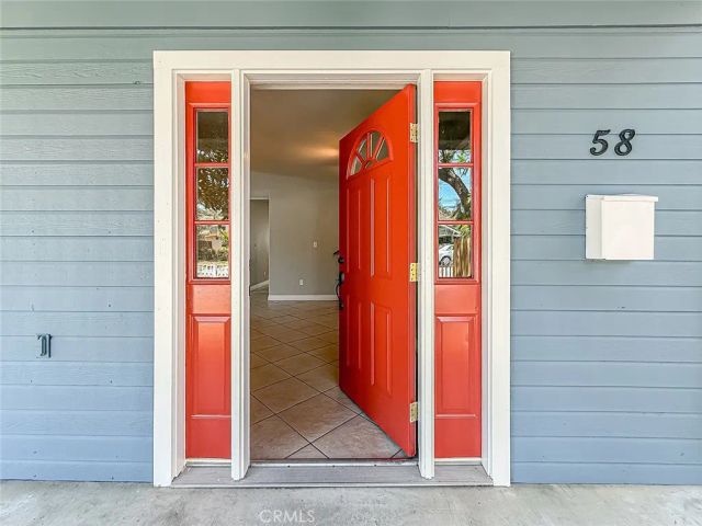 58 Charles Street, Moorpark, CA 93021