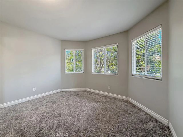58 Charles Street, Moorpark, CA 93021