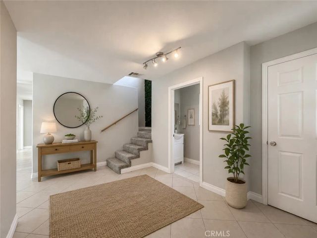 58 Charles Street, Moorpark, CA 93021