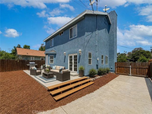 58 Charles Street, Moorpark, CA 93021