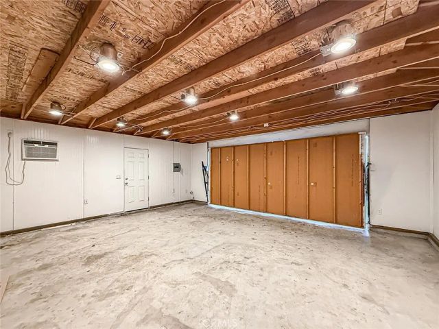 58 Charles Street, Moorpark, CA 93021