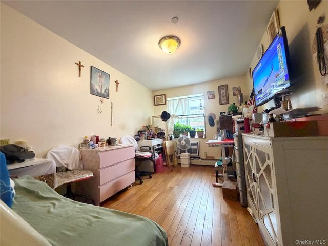 3506 Leavitt Street 5H, Flushing, NY 11354