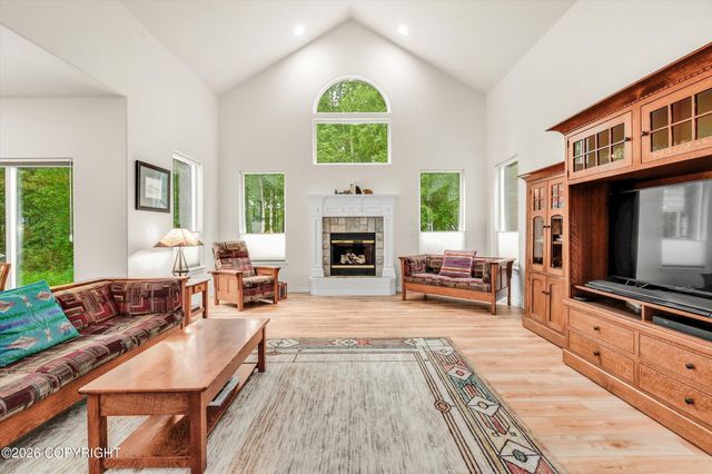 3338 S Charming Valley Loop, Wasilla, AK 99654