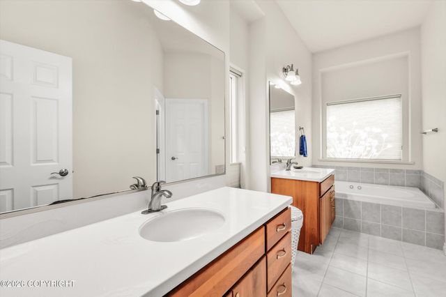 3338 S Charming Valley Loop, Wasilla, AK 99654