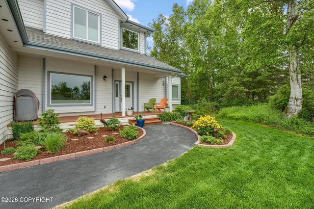 3338 S Charming Valley Loop, Wasilla, AK 99654