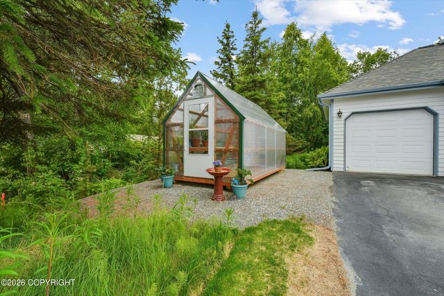 3338 S Charming Valley Loop, Wasilla, AK 99654
