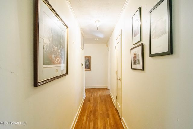 4142 Woodvale Street, Jackson, MS 39211