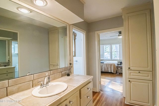 4142 Woodvale Street, Jackson, MS 39211