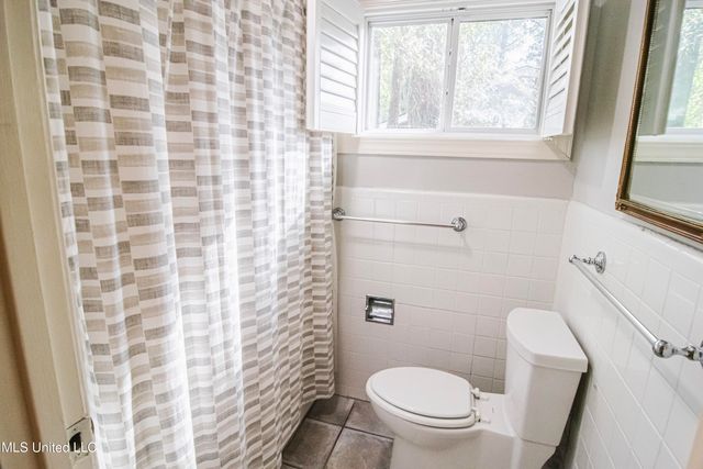 4142 Woodvale Street, Jackson, MS 39211