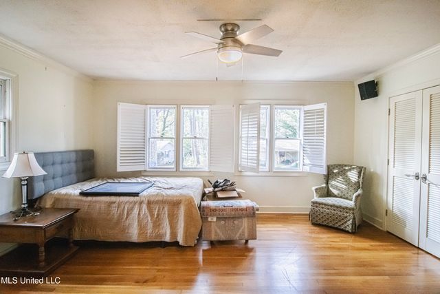 4142 Woodvale Street, Jackson, MS 39211