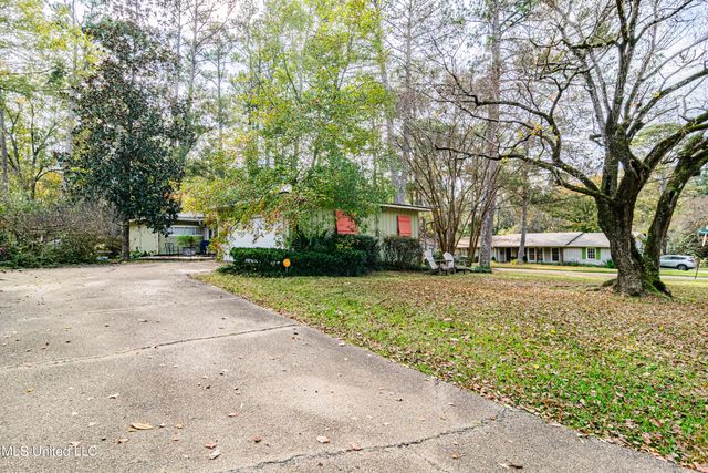 4142 Woodvale Street, Jackson, MS 39211