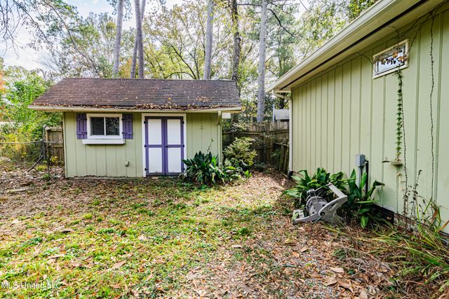 4142 Woodvale Street, Jackson, MS 39211