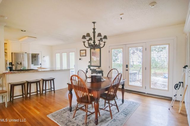 4142 Woodvale Street, Jackson, MS 39211