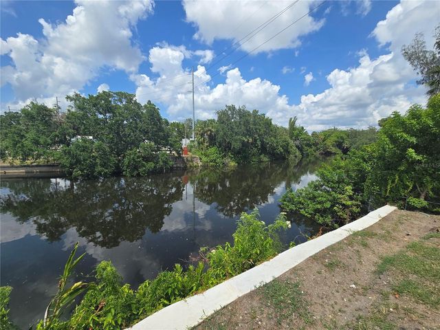 7901 N NEBRASKA AVENUE 100, Tampa, FL 33604