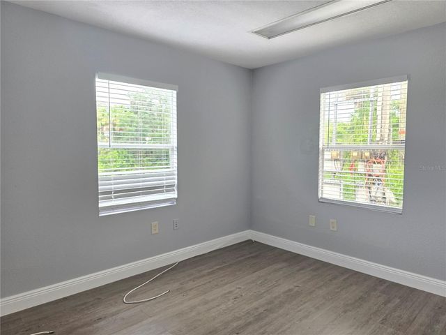 7901 N NEBRASKA AVENUE 100, Tampa, FL 33604