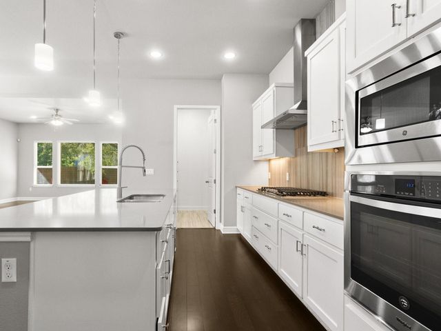 5305 Mandevilla DR, Austin, TX 78739