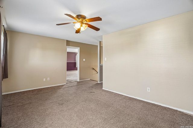 16406 Clydesdale Run, Selma, TX 78154