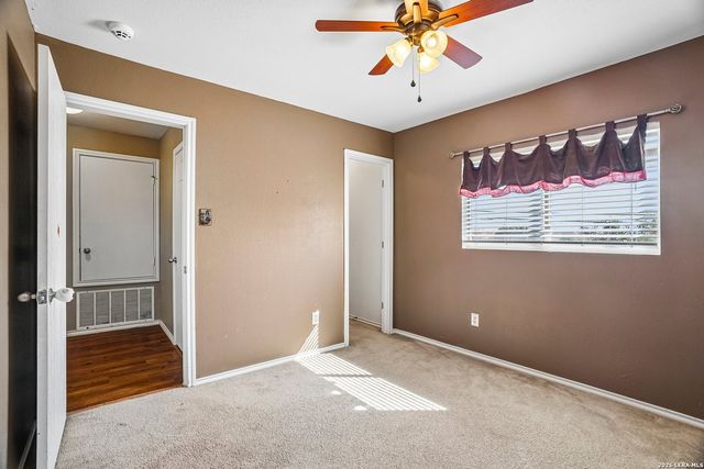 16406 Clydesdale Run, Selma, TX 78154