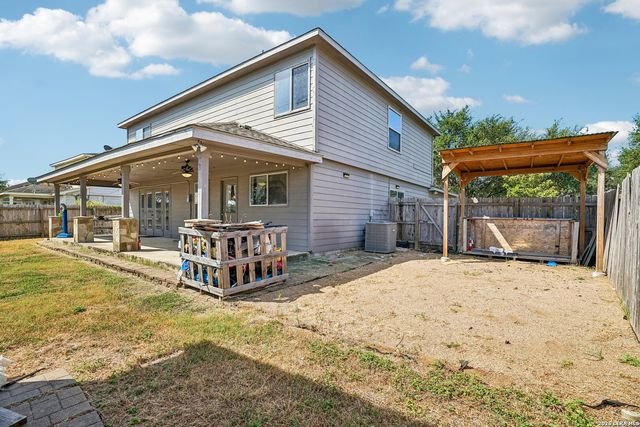 16406 Clydesdale Run, Selma, TX 78154
