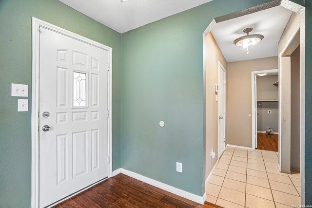 16406 Clydesdale Run, Selma, TX 78154