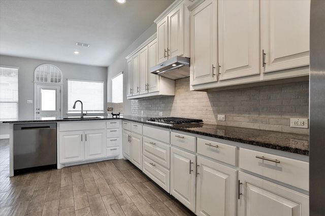 253 Gill Point Lane, Aledo, TX 76008