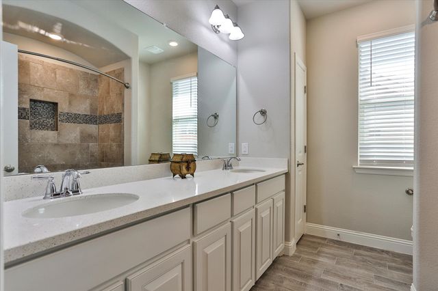 253 Gill Point Lane, Aledo, TX 76008