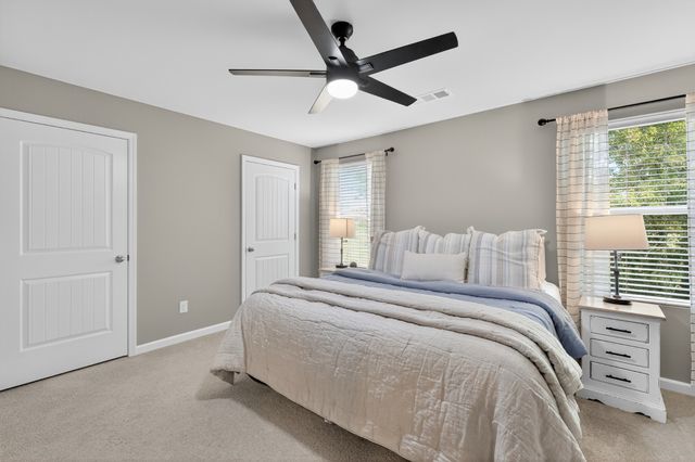 140 Grayson Cir, Chapel Hill, TN 37034