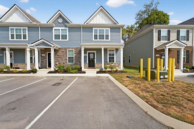 140 Grayson Cir, Chapel Hill, TN 37034