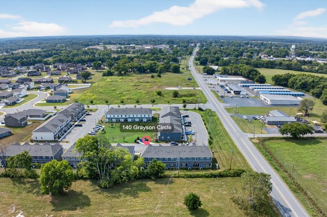 140 Grayson Cir, Chapel Hill, TN 37034