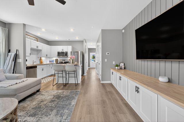 140 Grayson Cir, Chapel Hill, TN 37034