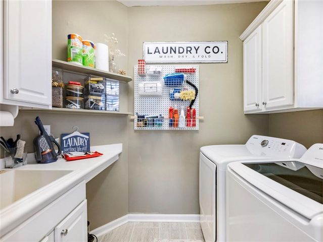 5916 Chimney Rock Drive, Hoschton, GA 30548