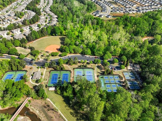 5916 Chimney Rock Drive, Hoschton, GA 30548