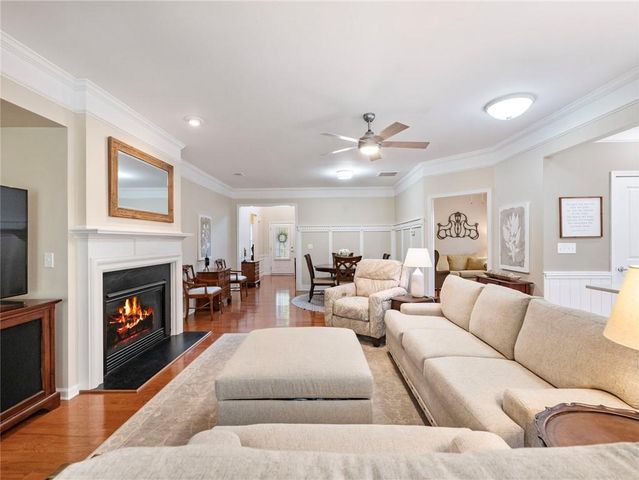 5916 Chimney Rock Drive, Hoschton, GA 30548