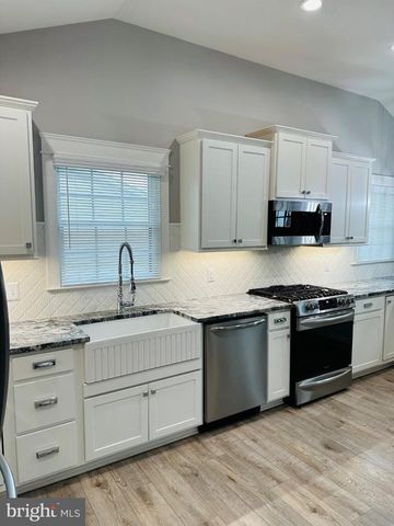 52 MAPLEDALE AVE, Glen Burnie, MD 21061