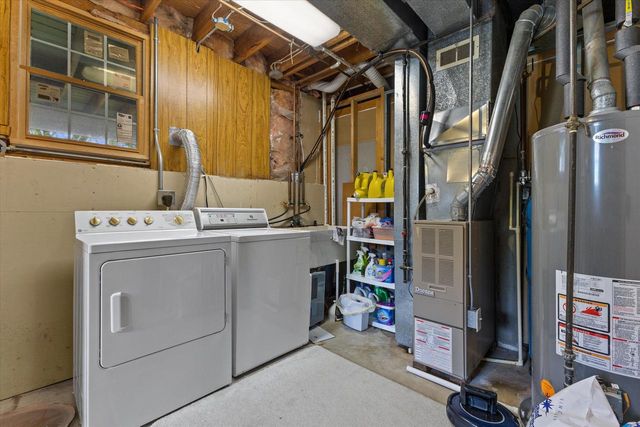 1254 Market PLACE, Waukesha, WI 53189