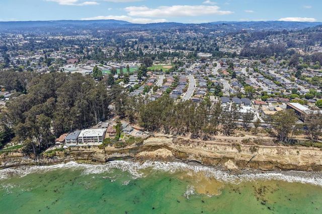 109 Cabrillo Street, Capitola, CA 95010