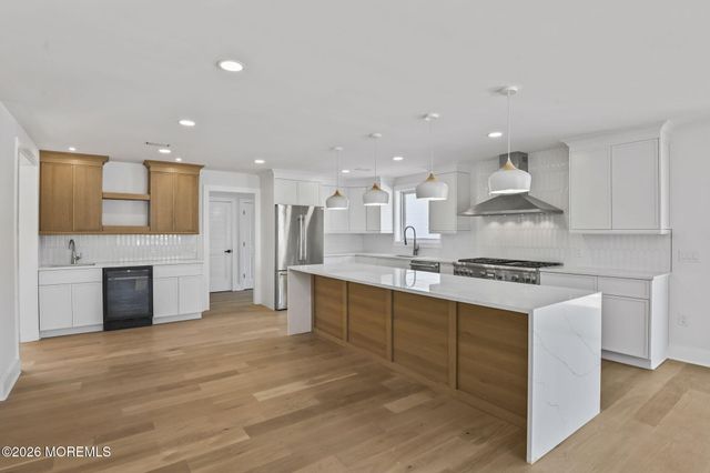 709 Howe Street, Point Pleasant, NJ 08742