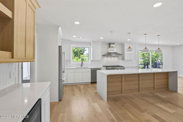 709 Howe Street, Point Pleasant, NJ 08742