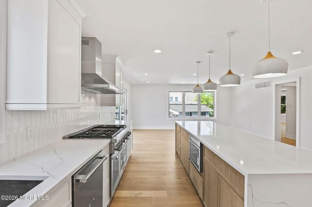 709 Howe Street, Point Pleasant, NJ 08742