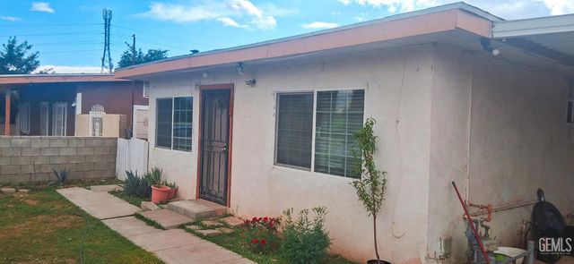 5600 Tamarack Street, Bakersfield, CA 93307