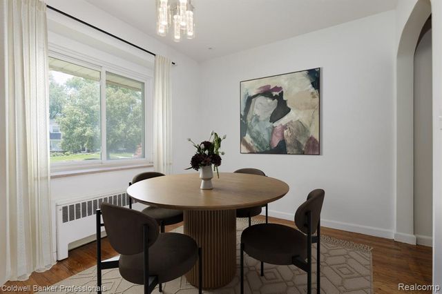 1416 N Renaud Road, Grosse Pointe Woods, MI 48236