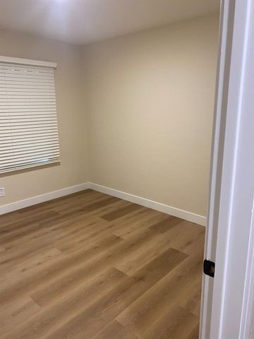 2012 Bristol Ave, Stockton, CA 95204