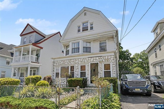 77 Orange Avenue, Irvington, NJ 07111