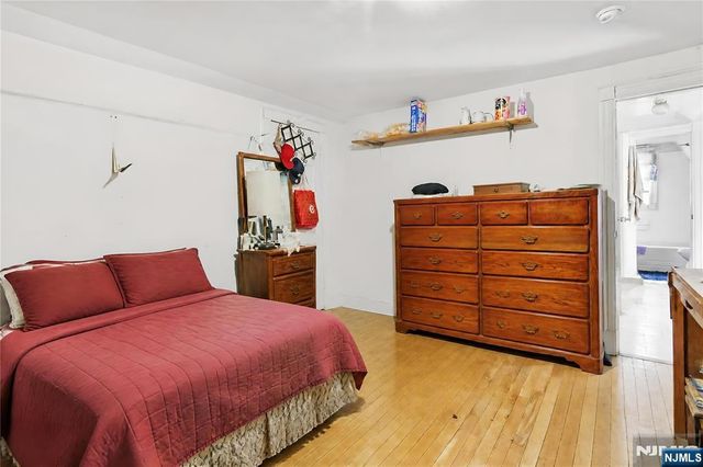 77 Orange Avenue, Irvington, NJ 07111