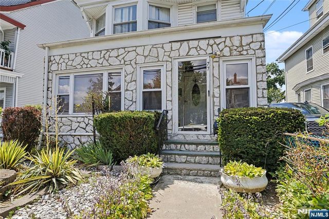 77 Orange Avenue, Irvington, NJ 07111