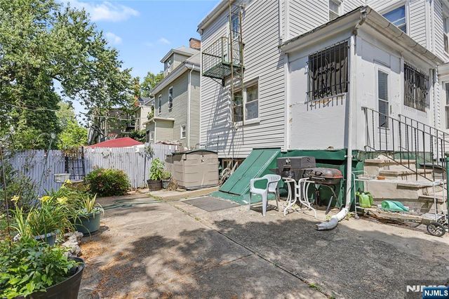 77 Orange Avenue, Irvington, NJ 07111