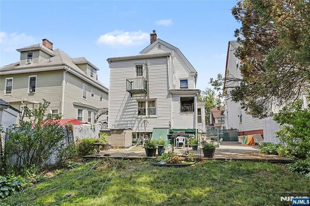 77 Orange Avenue, Irvington, NJ 07111