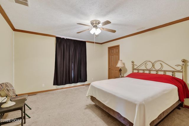 202 N Delaware Avenue, Columbus, KS 66725