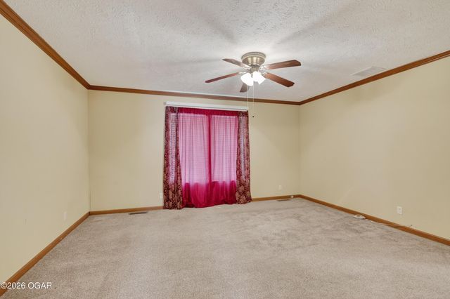 202 N Delaware Avenue, Columbus, KS 66725